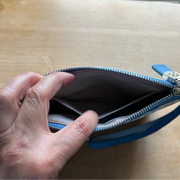 Brighton Bella Life is Beautiful Wristlet White Blue Floral Phone Bag Purse - Picture 5 of 12